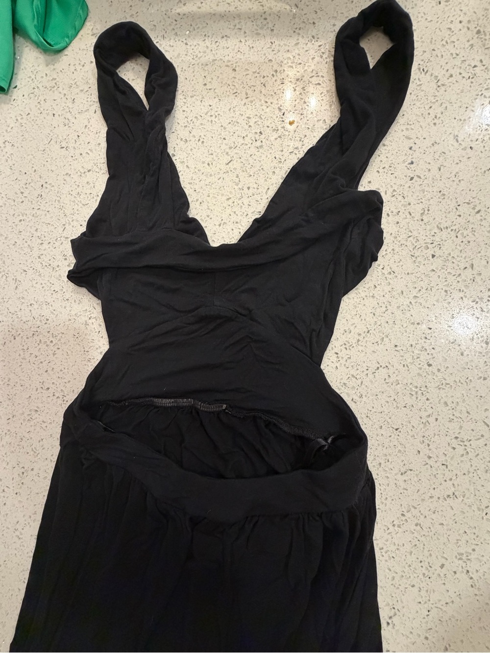 Olivaceous Black V-Back Maxi Dress - Picture 3 of 4